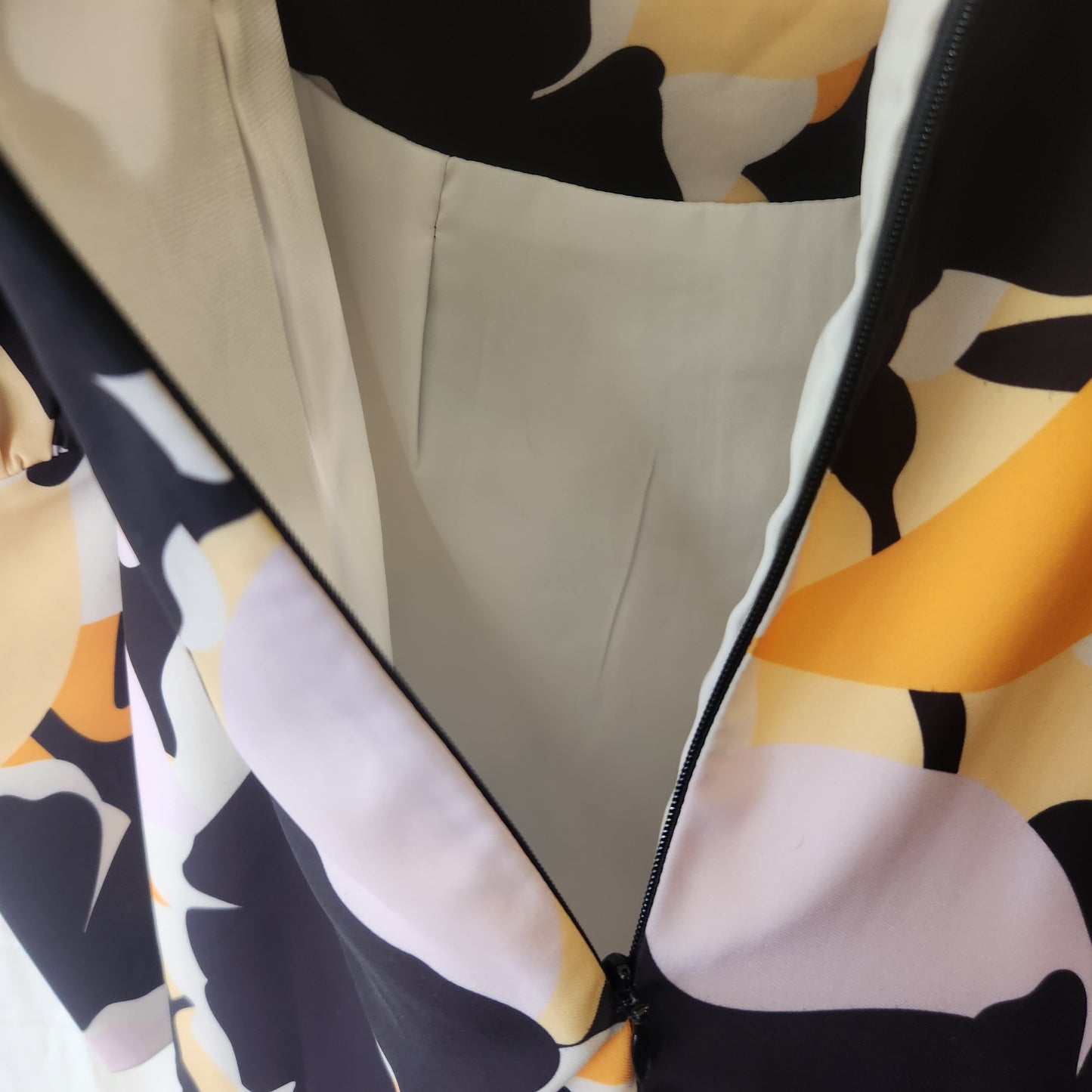 BNWT BY JOHNNY Bold Blooms Flare Mini Dress Size 10 | Style 1D2563