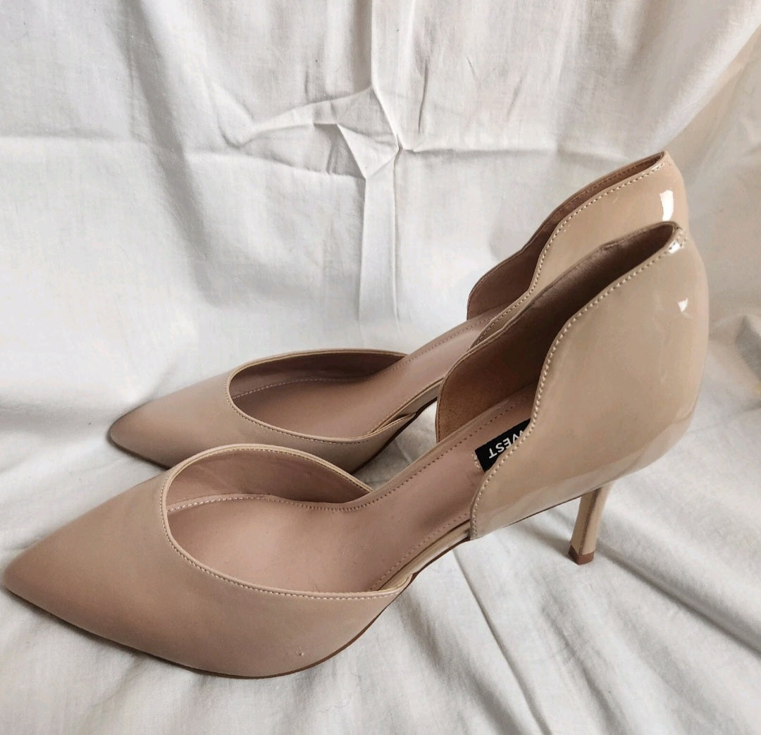 Nine West Nude Pointed Toe d'Orsay Pumps Size 10.5M Women's Classic Mid Heel