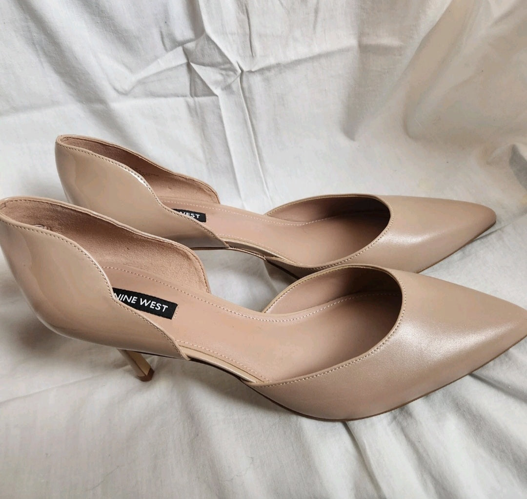 Nine West Nude Pointed Toe d'Orsay Pumps Size 10.5M Women's Classic Mid Heel