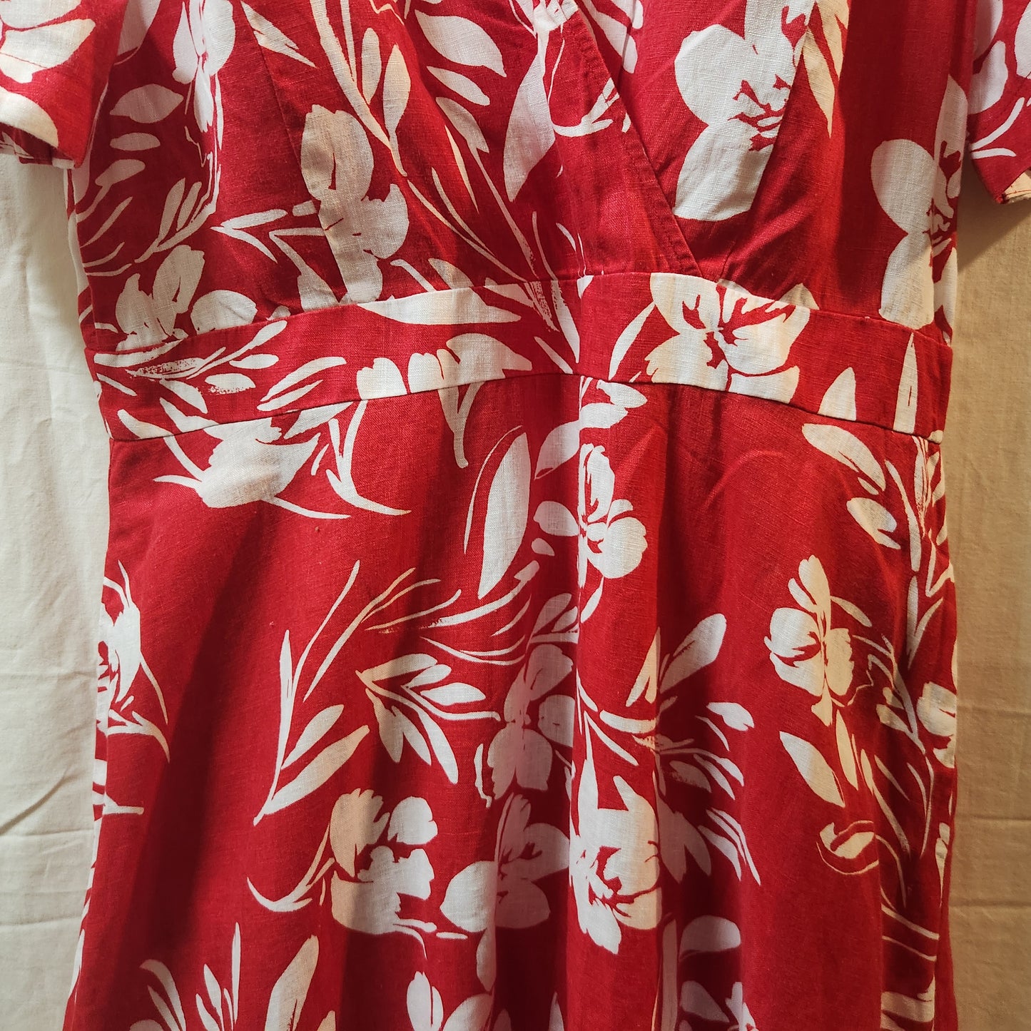 Jacqui E Linen Collection Red Floral Wrap Style Midi Dress Size 18