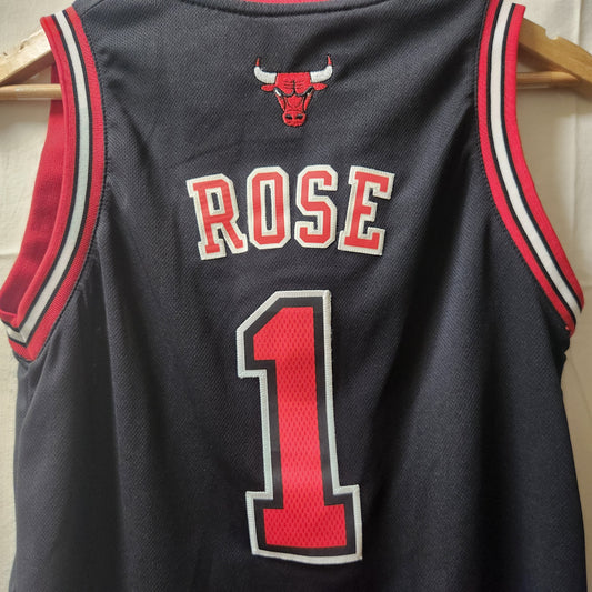 Adidas NBA Chicago Bulls Derrick Rose #1 Youth Basketball Jersey Size M Black