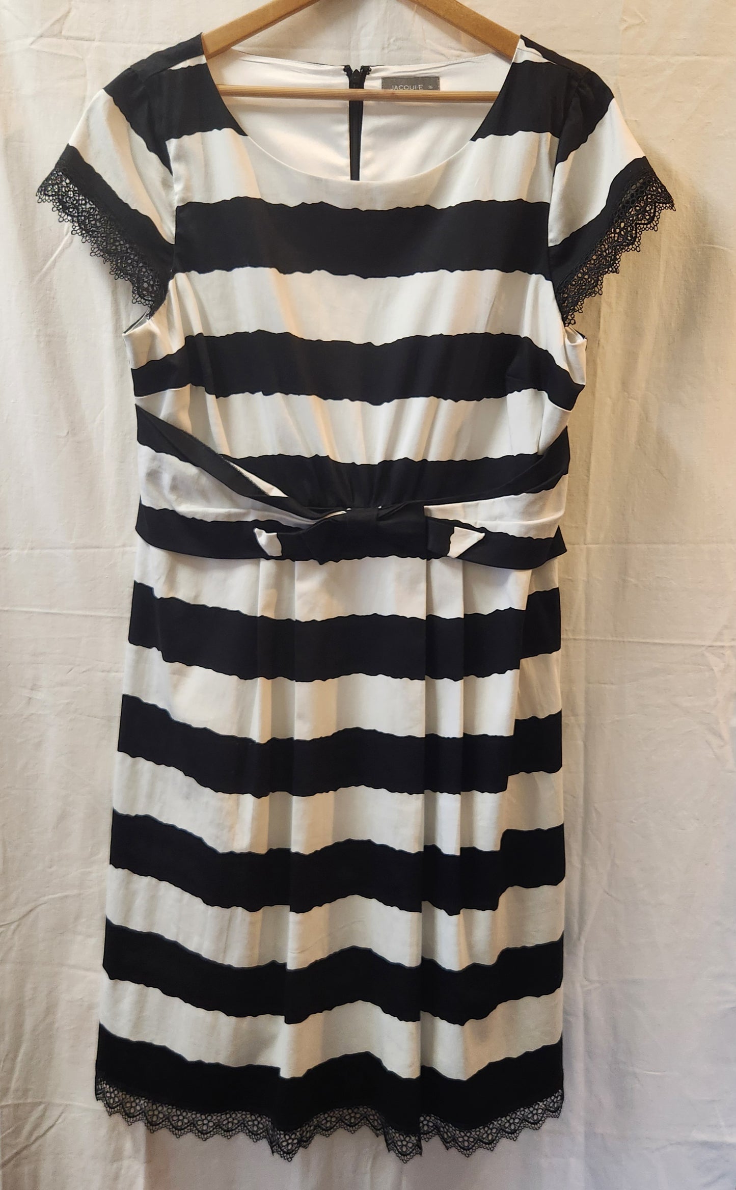 Jacqui E Black & White Striped Fit & Flare Dress | Lace Trim | Size 16