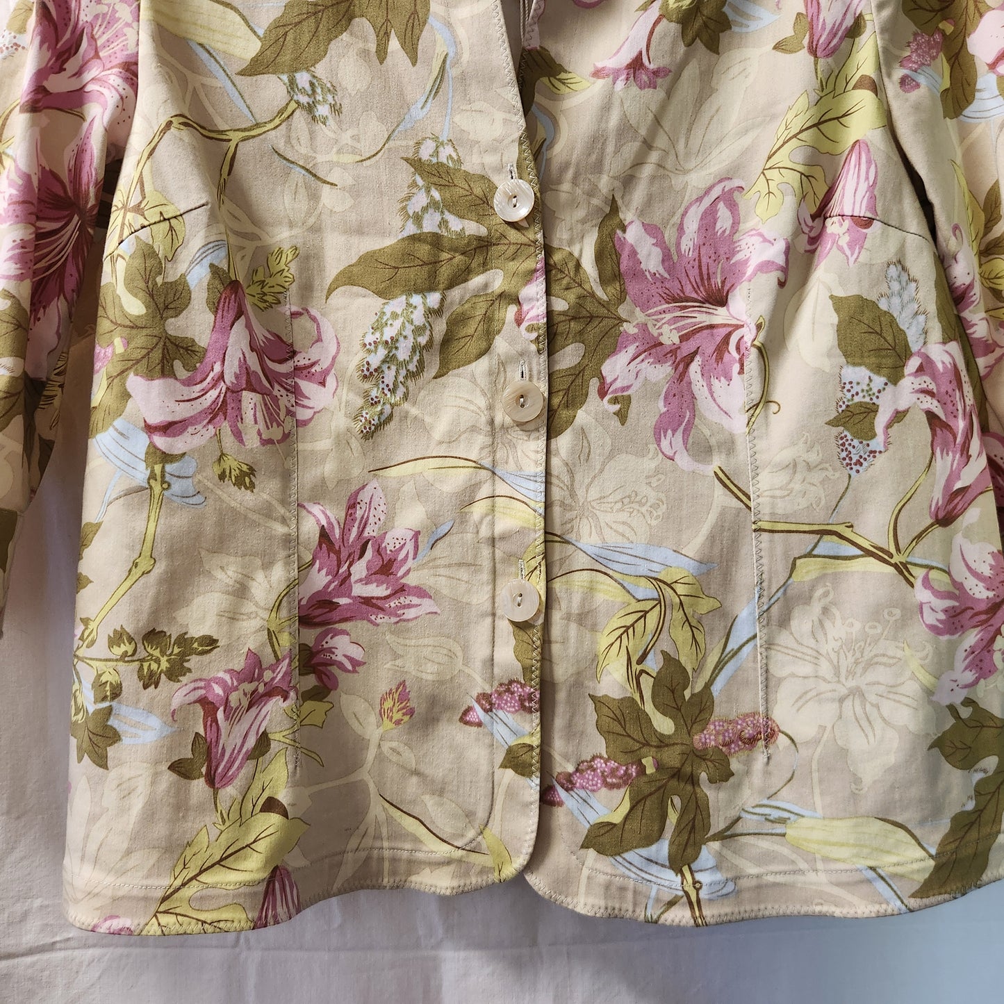 Wombat Floral 3/4 Sleeve Jacket Women's Size L NWT Beige Pink Botanical Smart Casual