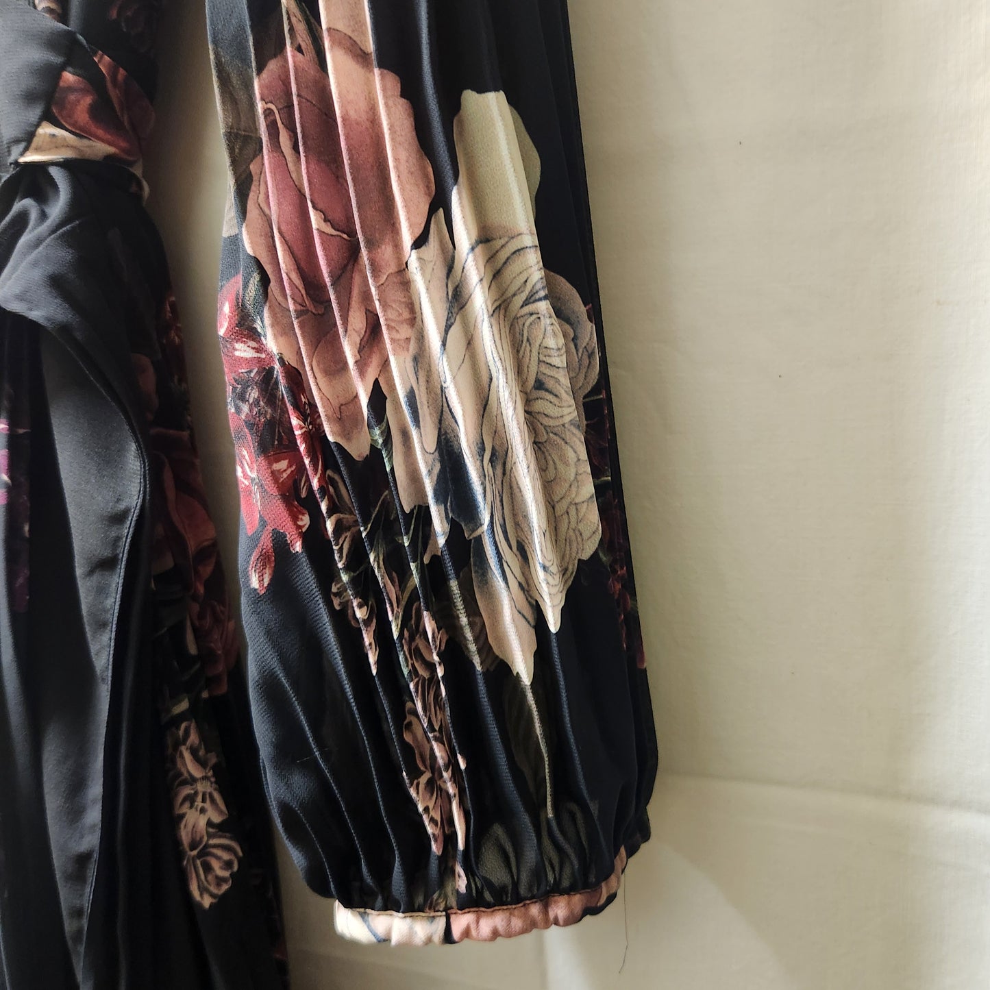 Portmans Floral Pleated Wrap Dress – Size 14