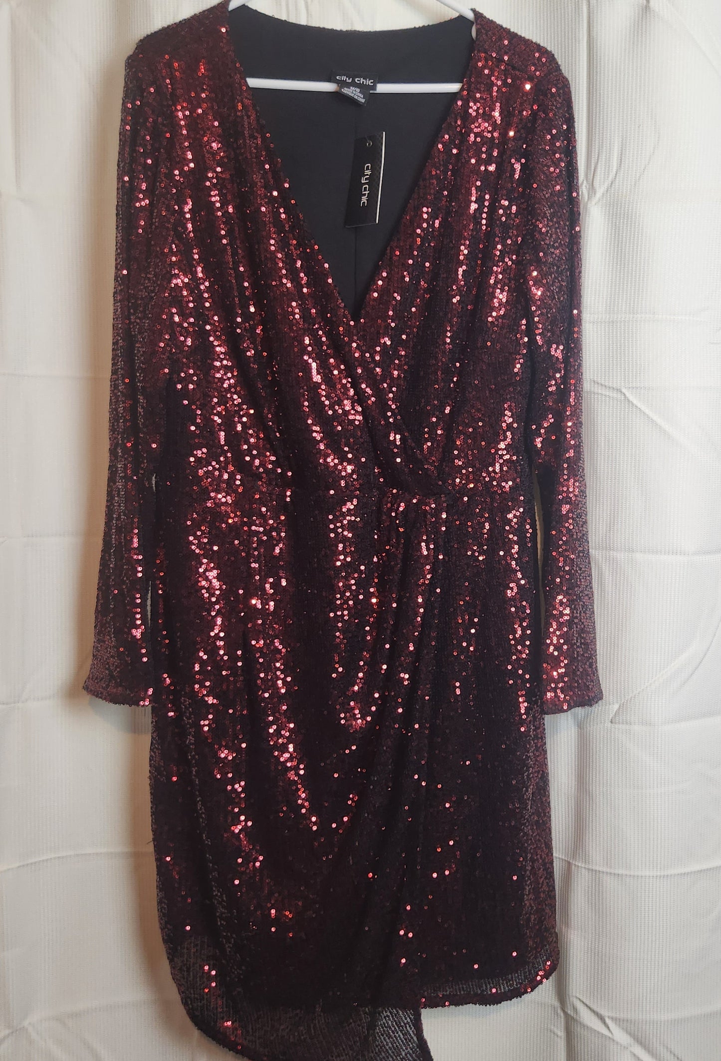 City Chic Razzle Ruby Sequin Wrap Dress BNWT Size M (18) Evening Cocktail Party