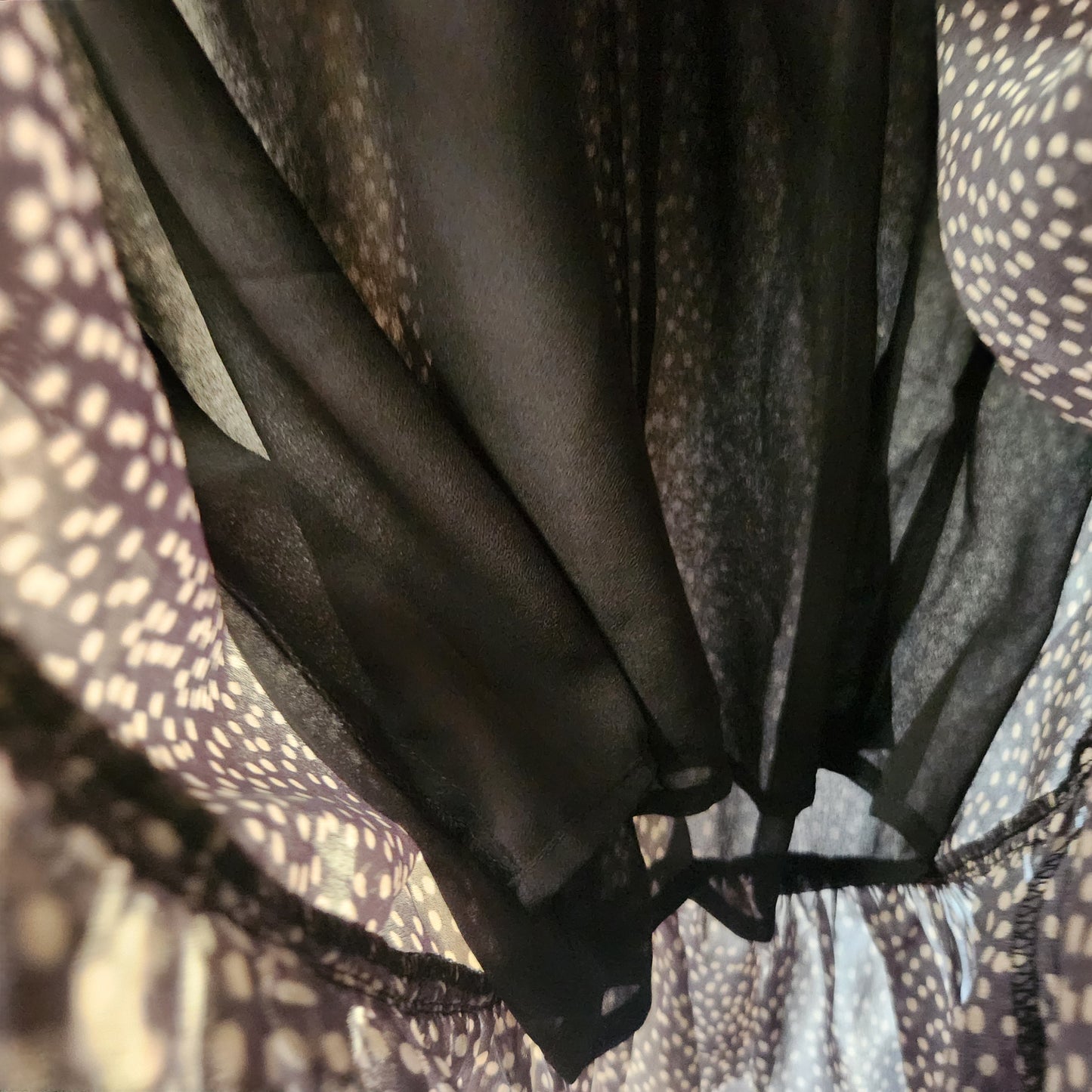Brave + True Freya Dress BNWT Black Taupe Spot Shirred Waist Long Sleeve Size M