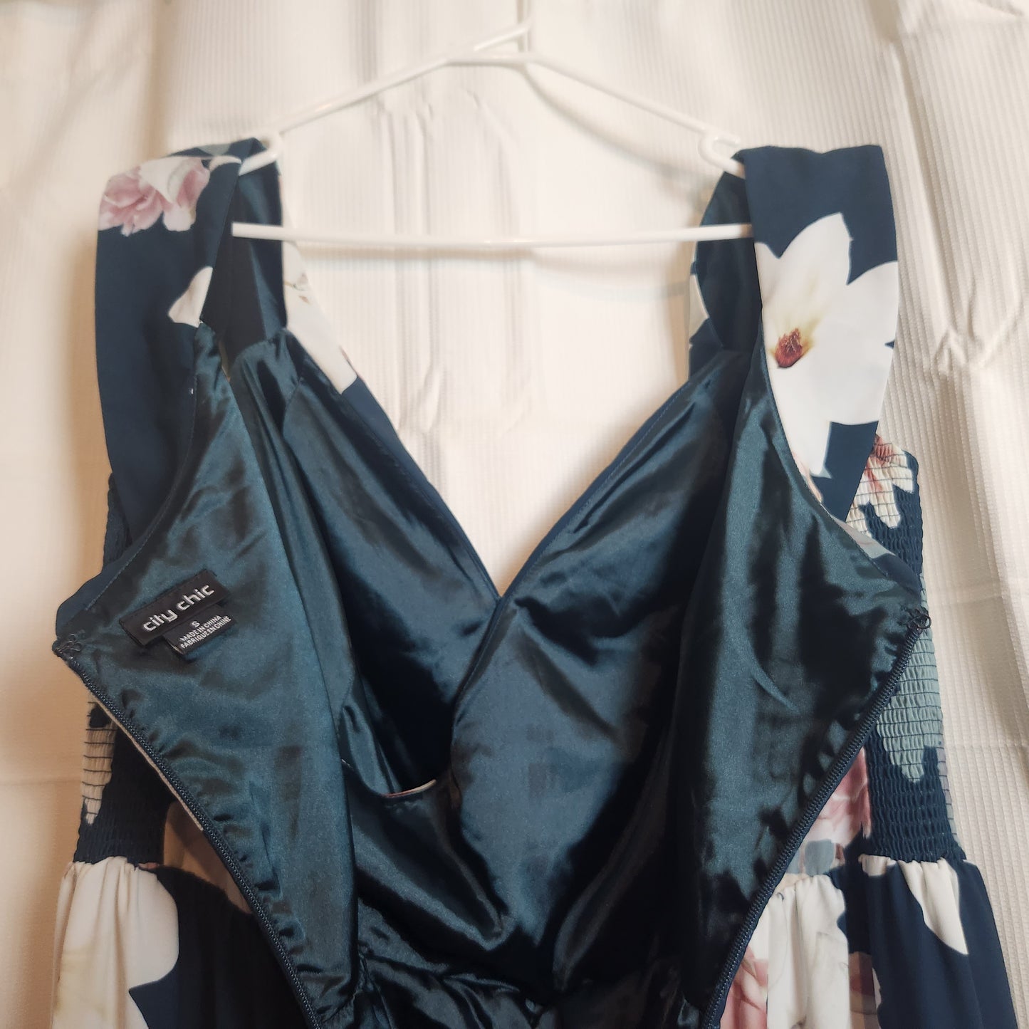 City Chic Navy Floral Draped Midi Dress – Size S