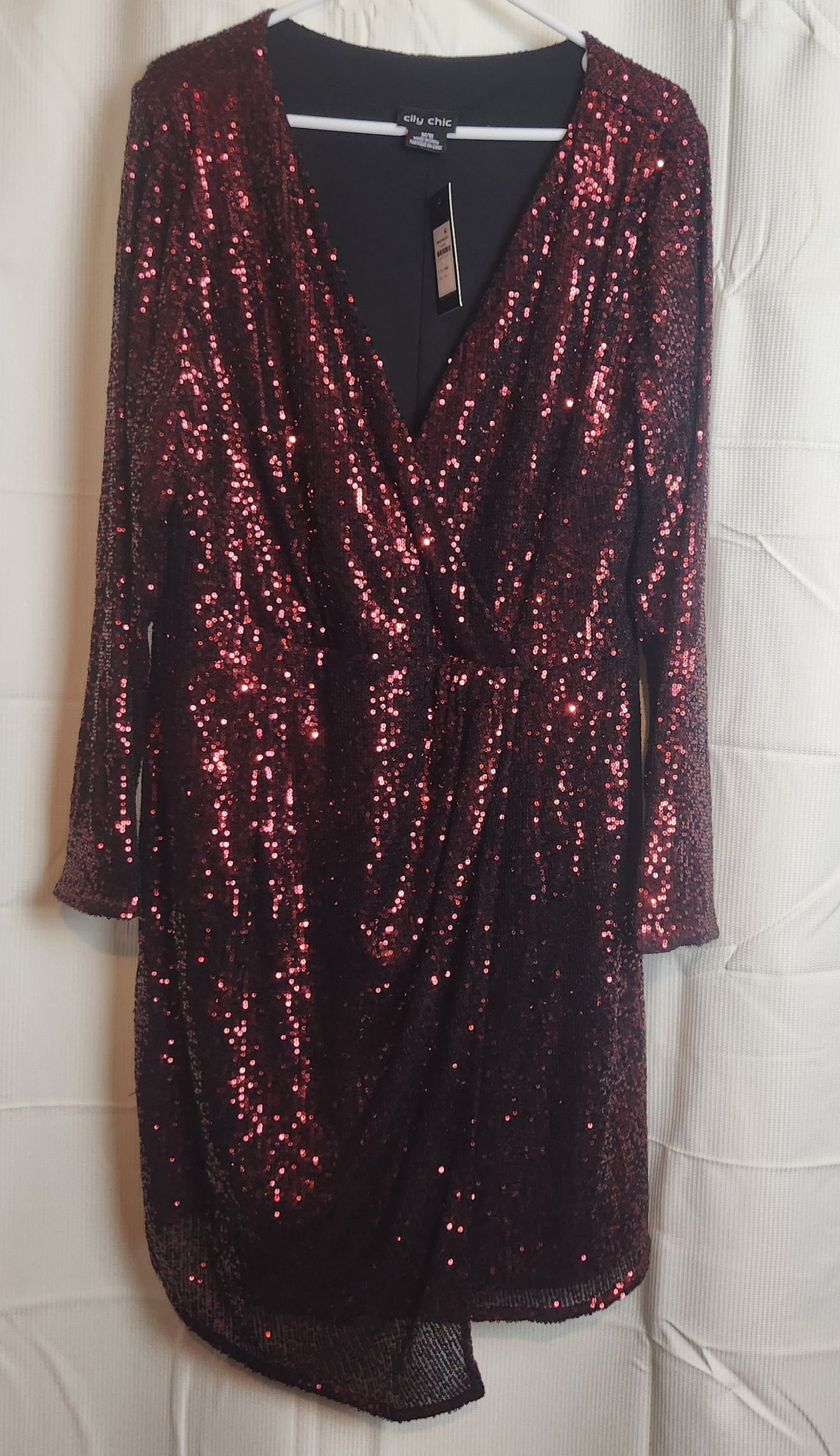 City Chic Razzle Ruby Sequin Wrap Dress BNWT Size M (18) Evening Cocktail Party
