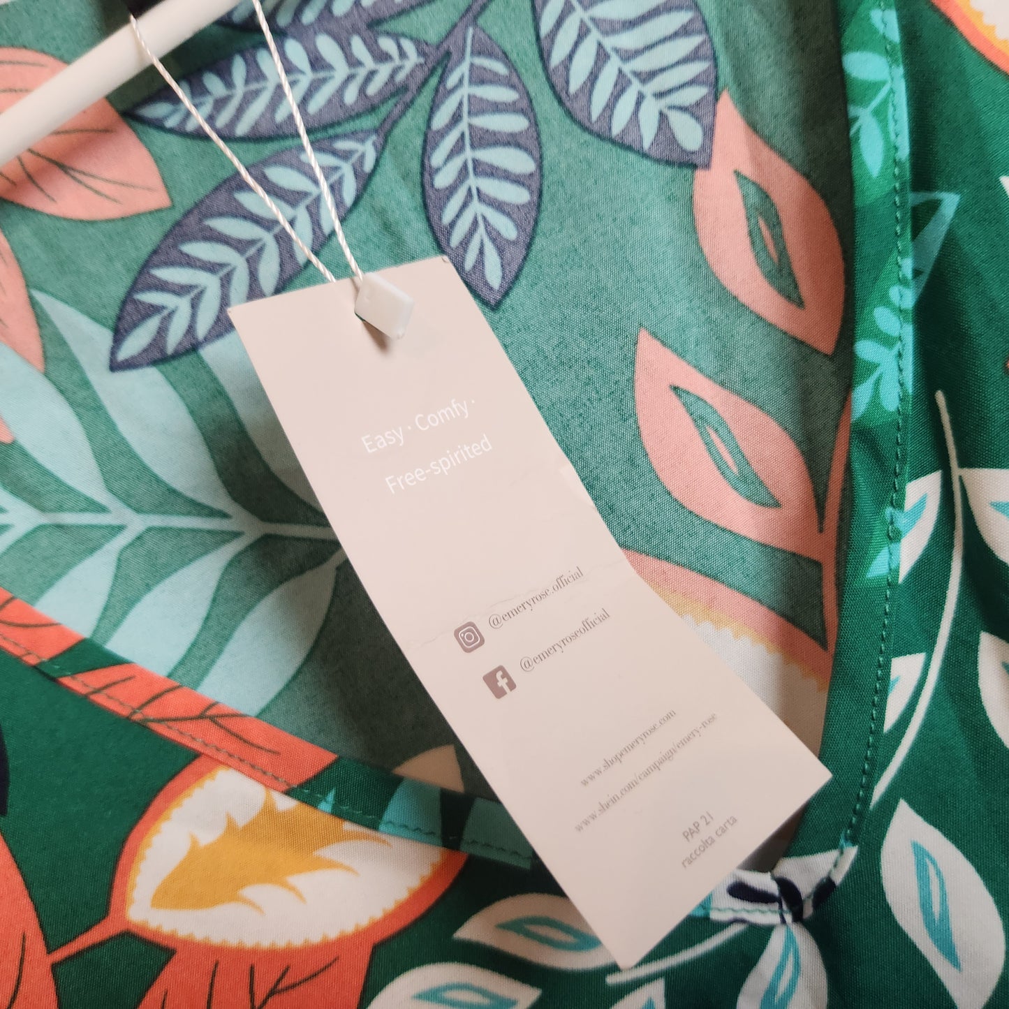 Emery Rose Tropical Leaf Print V-Neck Shift Dress | 4XL | BNWT