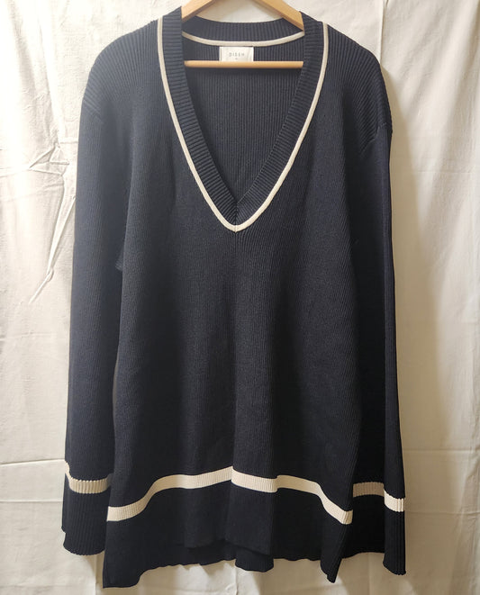 DISSH Black Ribbed V-Neck Knit Sweater | Size XL