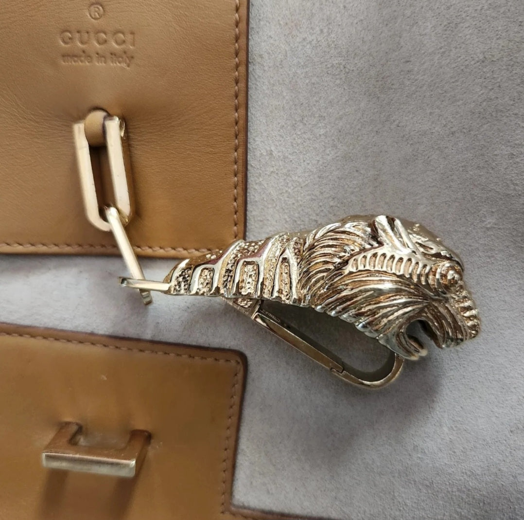 Authentic Gucci Tom Ford Tiger Charm Suede & Leather Shoulder Bag – Made in Italy