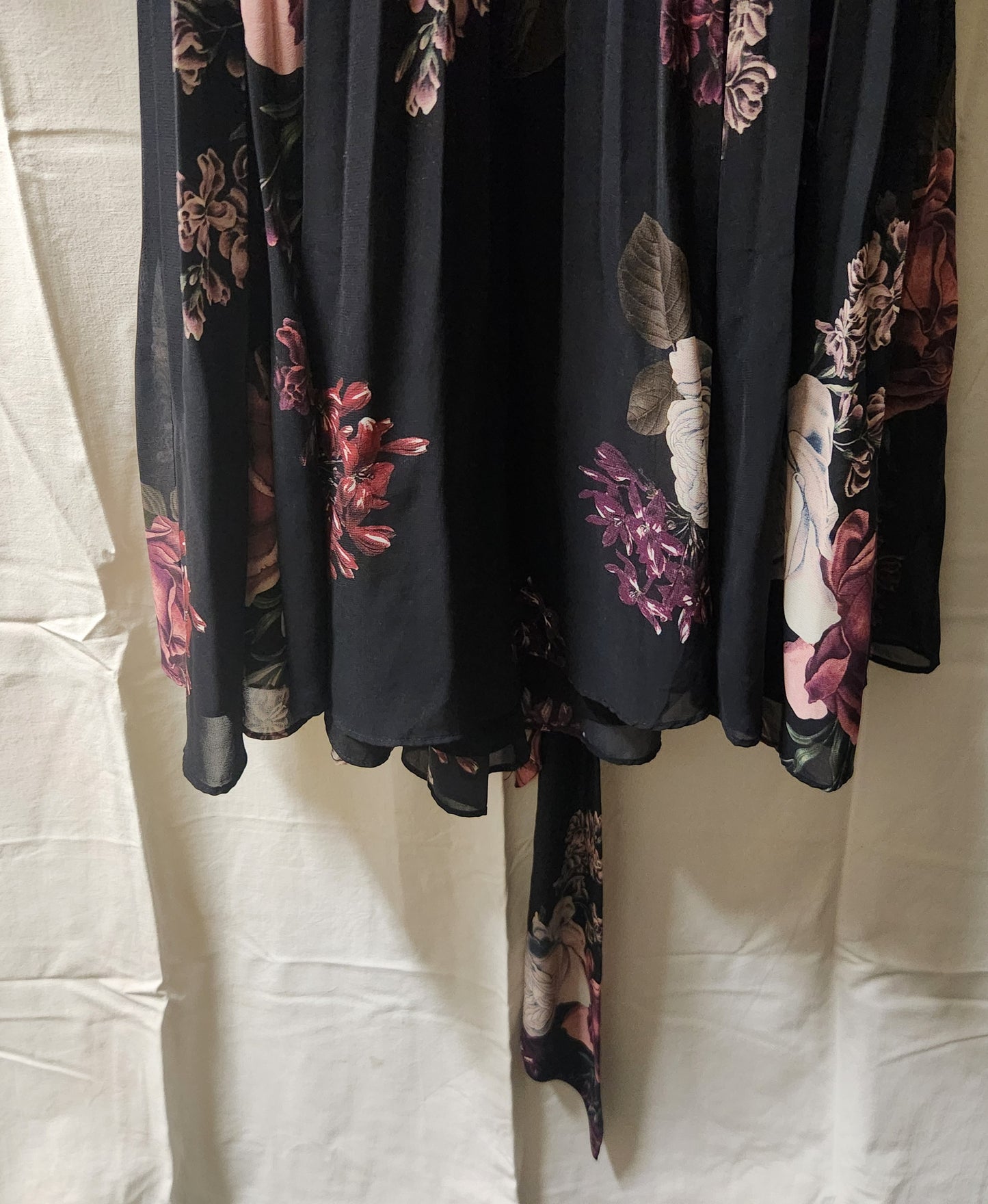 Portmans Floral Pleated Wrap Dress – Size 14