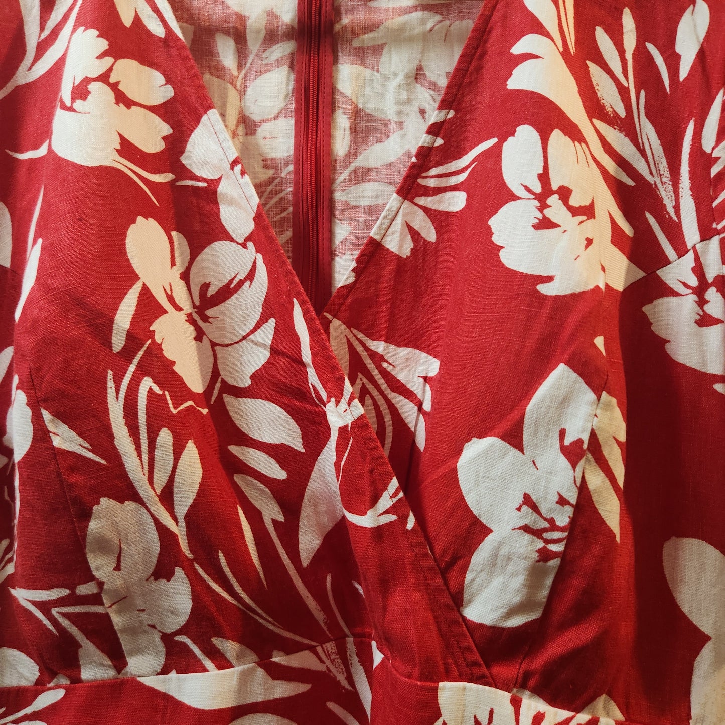 Jacqui E Linen Collection Red Floral Wrap Style Midi Dress Size 18