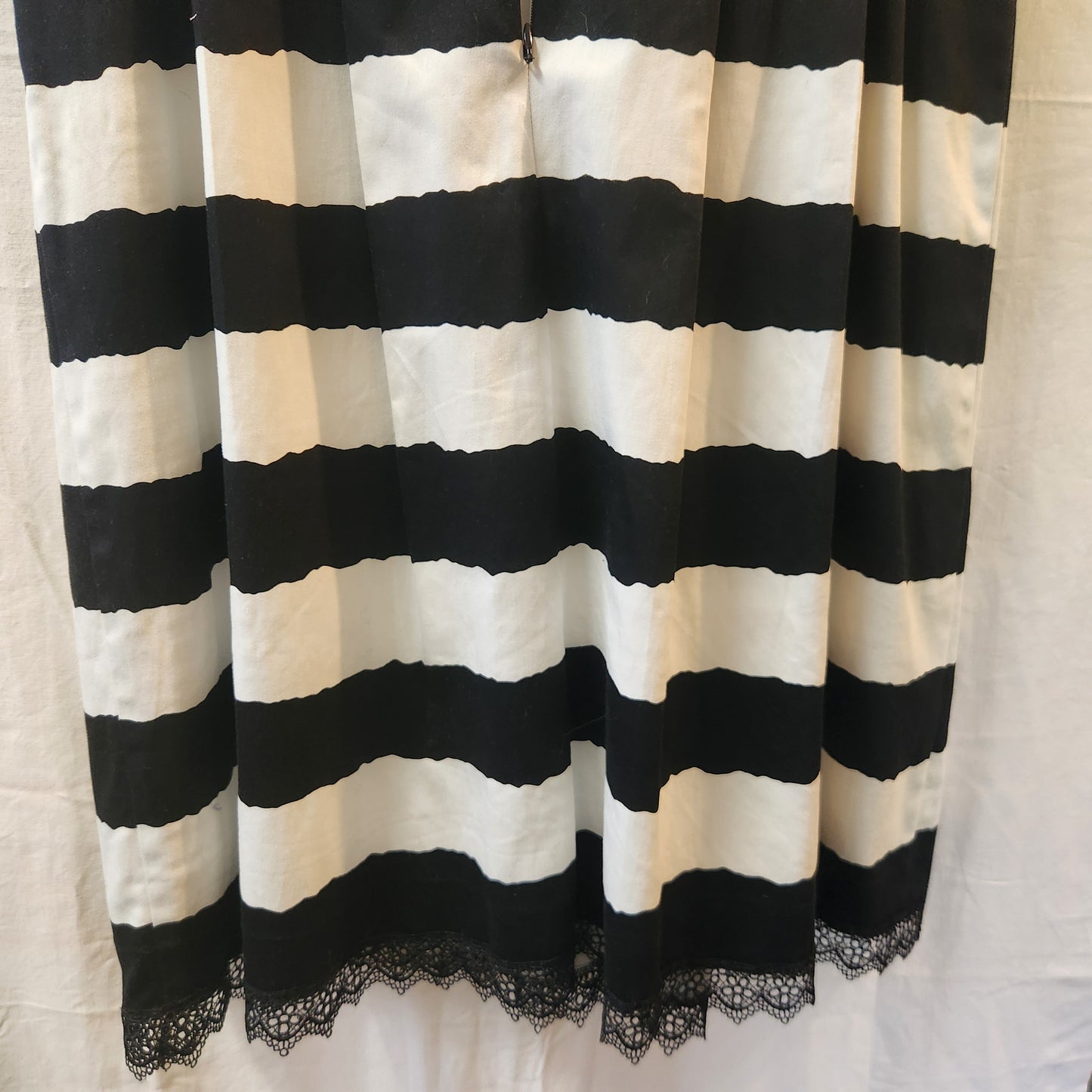Jacqui E Black & White Striped Fit & Flare Dress | Lace Trim | Size 16