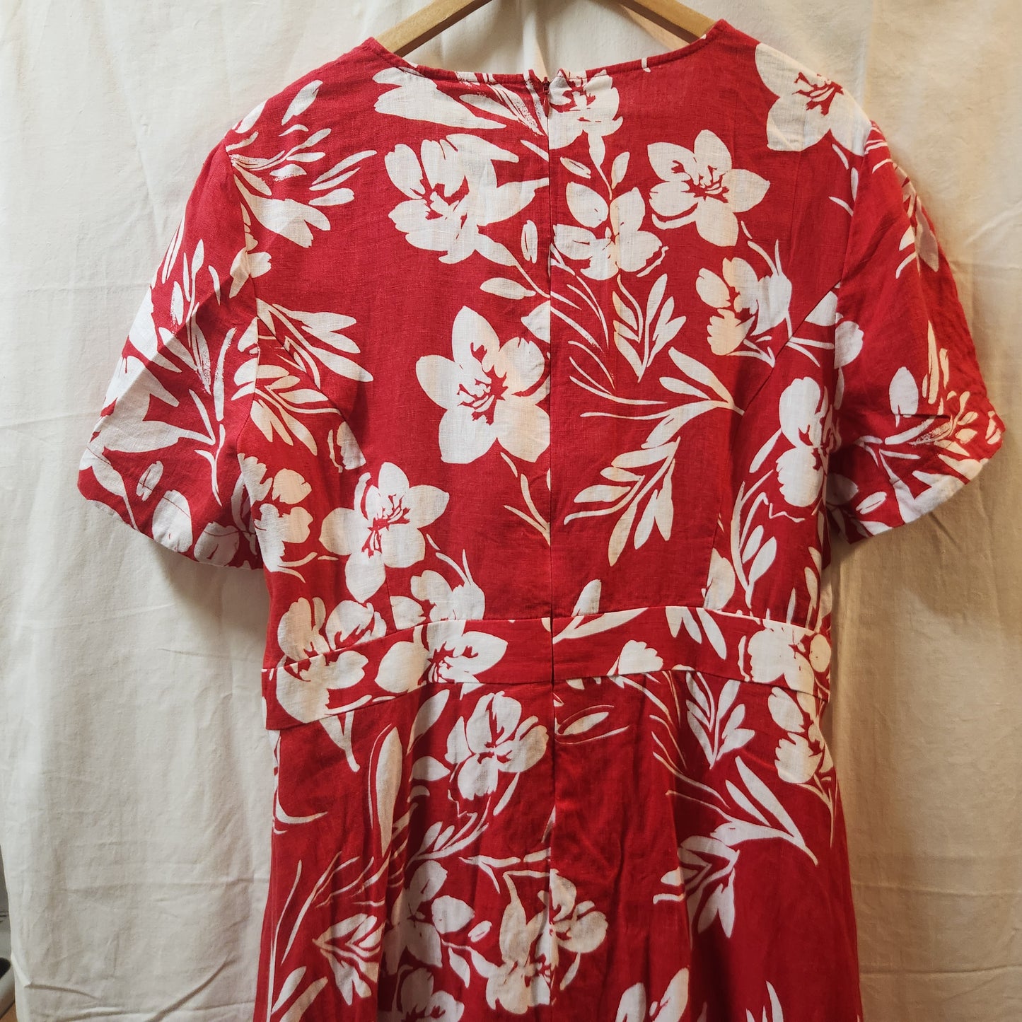 Jacqui E Linen Collection Red Floral Wrap Style Midi Dress Size 18