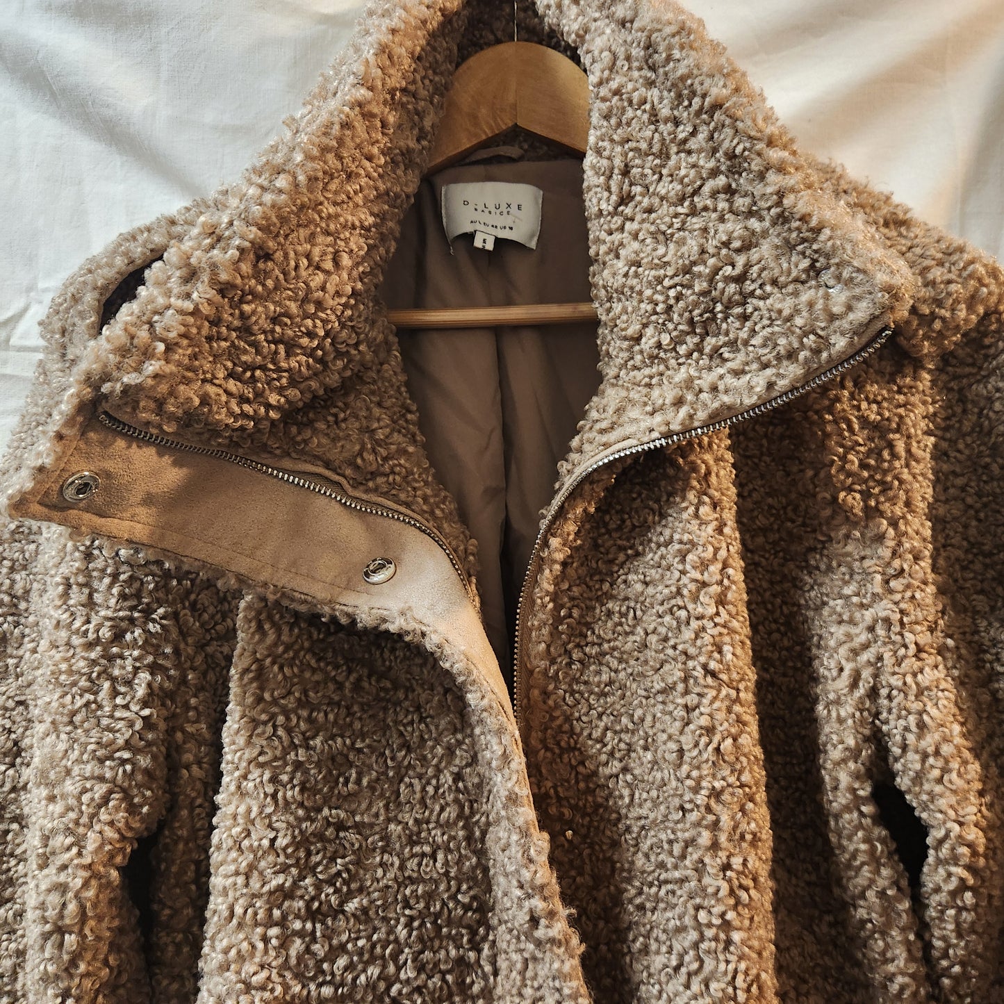 D-Luxe Basics Teddy Biker Jacket Large Beige Sherpa Faux Shearling Moto Jacket