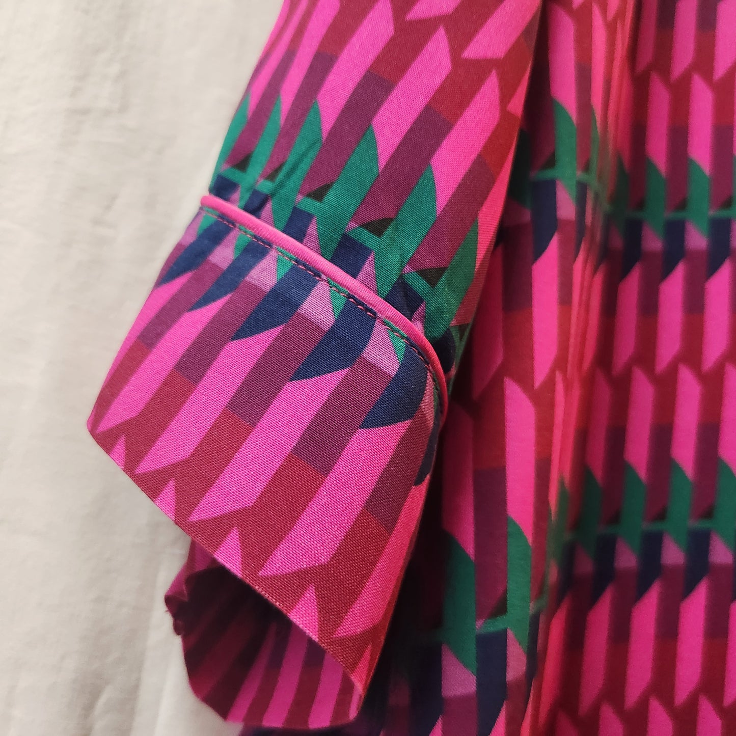 BNWT Sussan Pink Geometric Viscose Pyjama Set | BCNA Edition | XXXL
